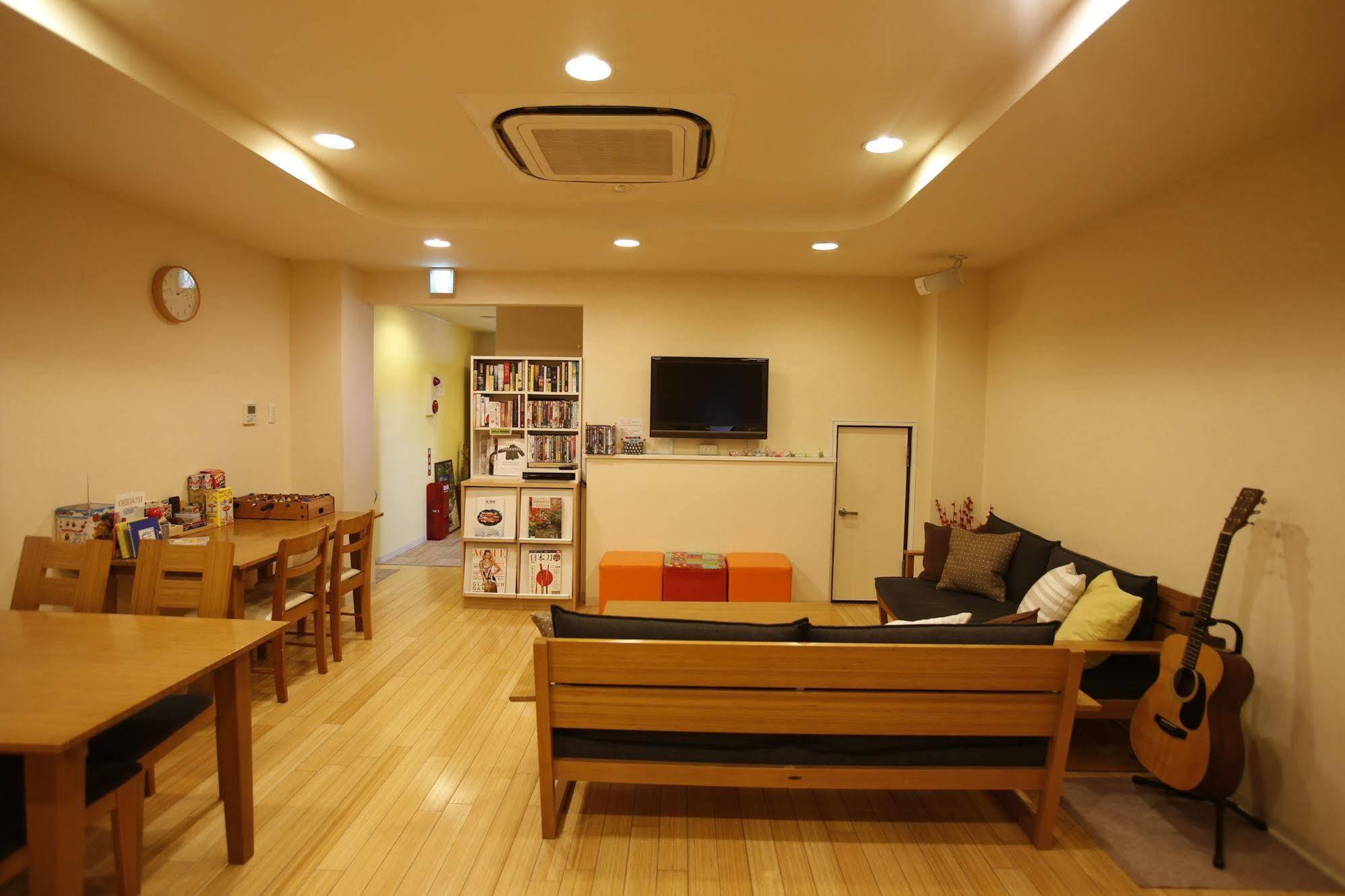 K'S House Hiroshima - Travelers Hostel Экстерьер фото