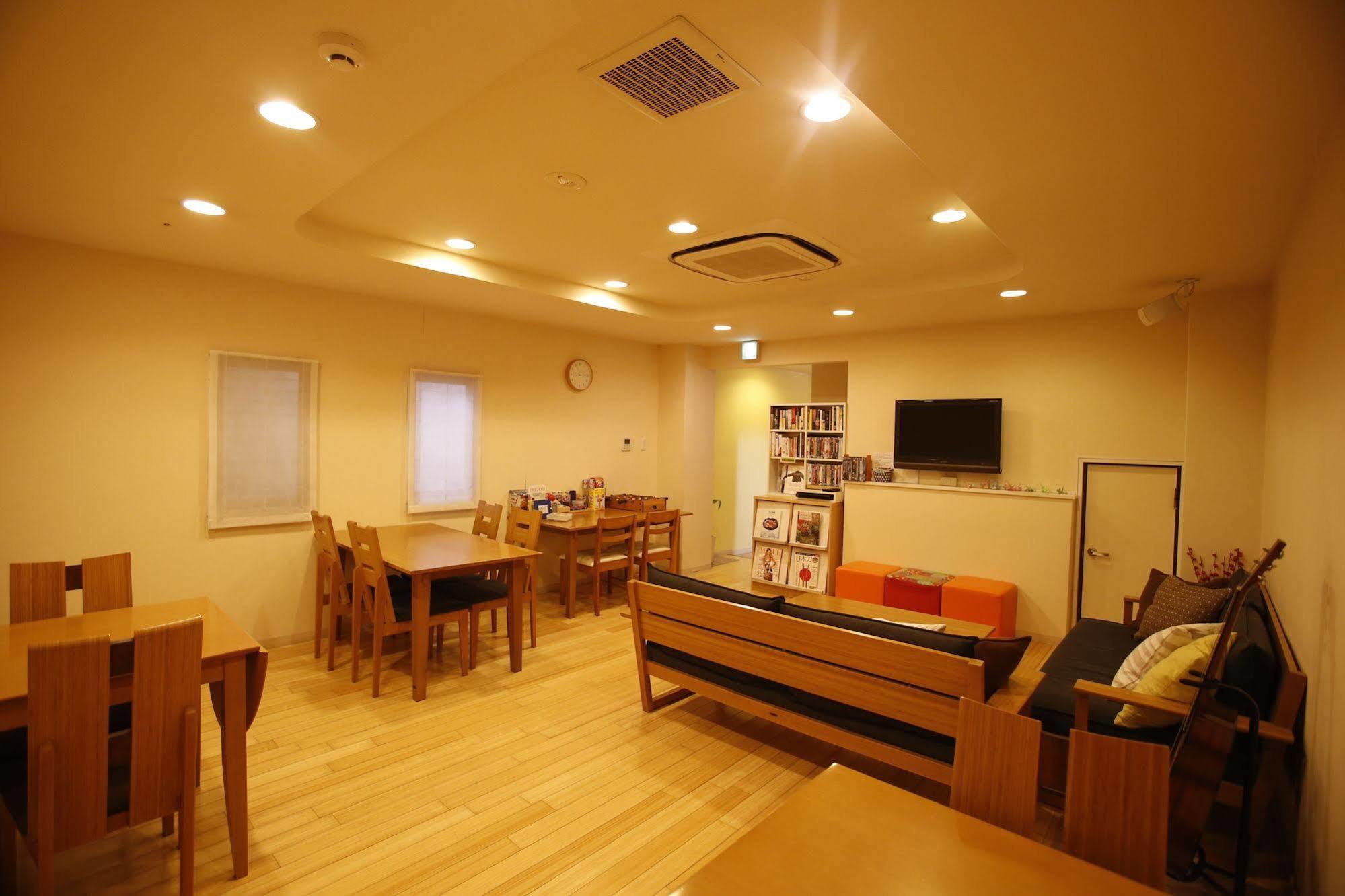 K'S House Hiroshima - Travelers Hostel Экстерьер фото