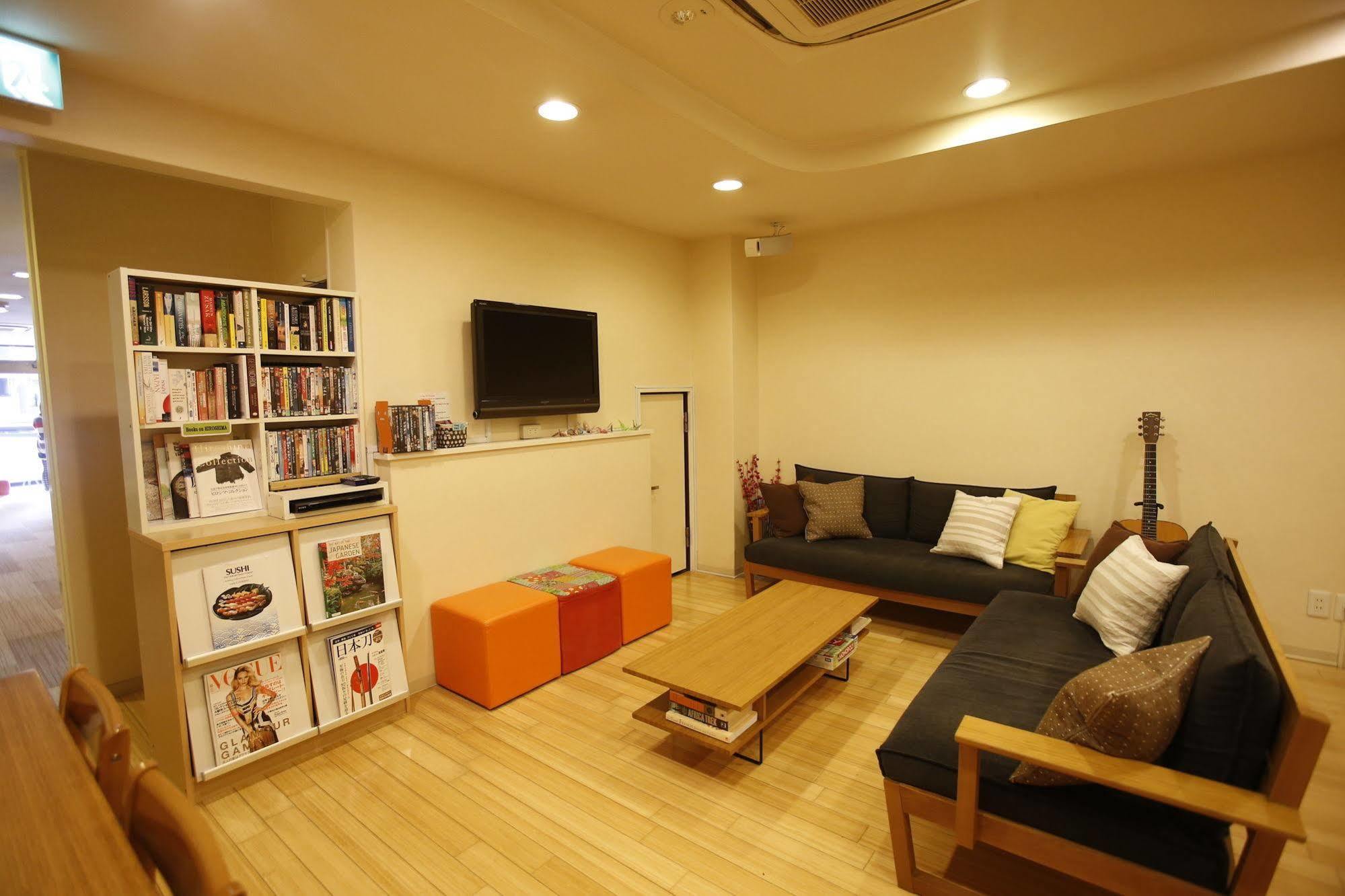 K'S House Hiroshima - Travelers Hostel Экстерьер фото